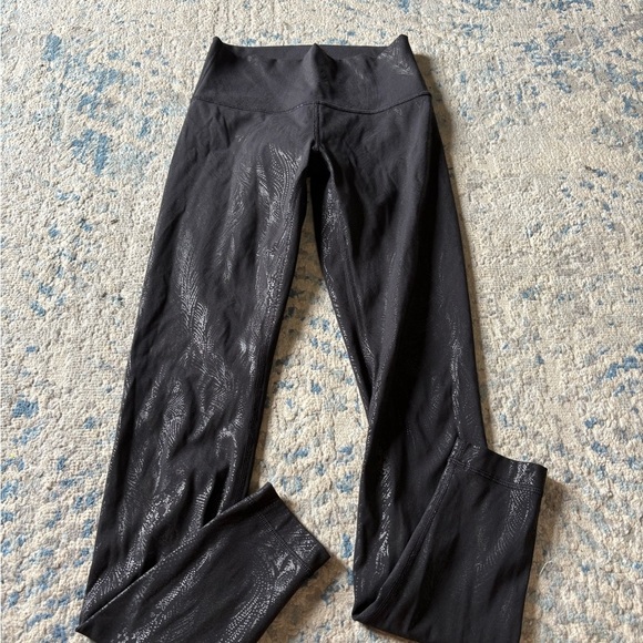 Lululemon Wunder Under High-Rise Tight 28" *Shine
Acclimatize Black Black Foil 4 - Picture 4 of 7